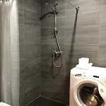 Jon's 2 Apartment